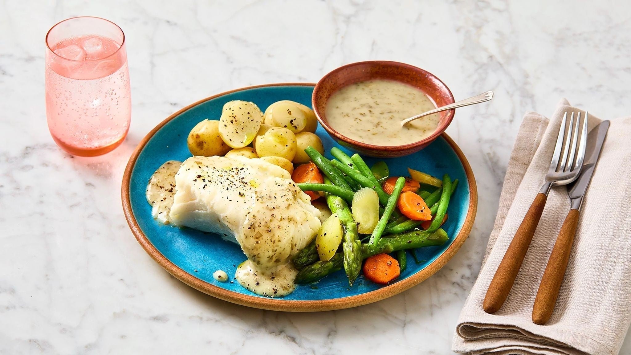 Steamed Cod with Creamy Lemon & Parsley Sauce