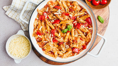 One Pan Italian Cheesy Chicken & Garlic Pasta